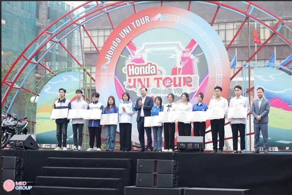 SINH VIÊN TRƯỜNG ĐẠI HỌC THÁI BÌNH GHI DẤU ẤN TẠI UNITOUR 2026 – NGÀY HỘI HỌC SINH, SINH VIÊN TỈNH HƯNG YÊN VỚI NHIỀU THÀNH TÍCH NỔI BẬT